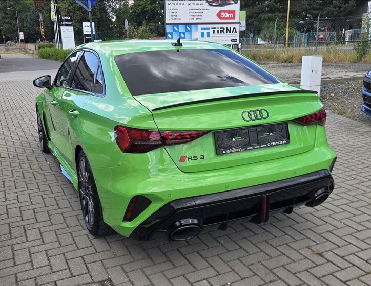 Audi RS 3 Ostatní 2,5 l 294 kw
