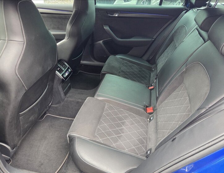 Škoda Superb Kombi 1,5 l 110 kw