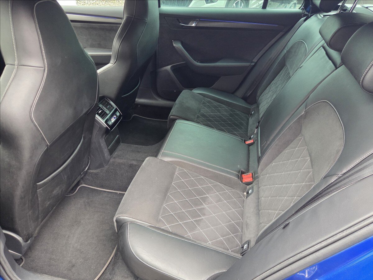 Škoda Superb Kombi 1,5 l 110 kw