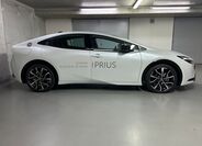 Toyota Prius 4
