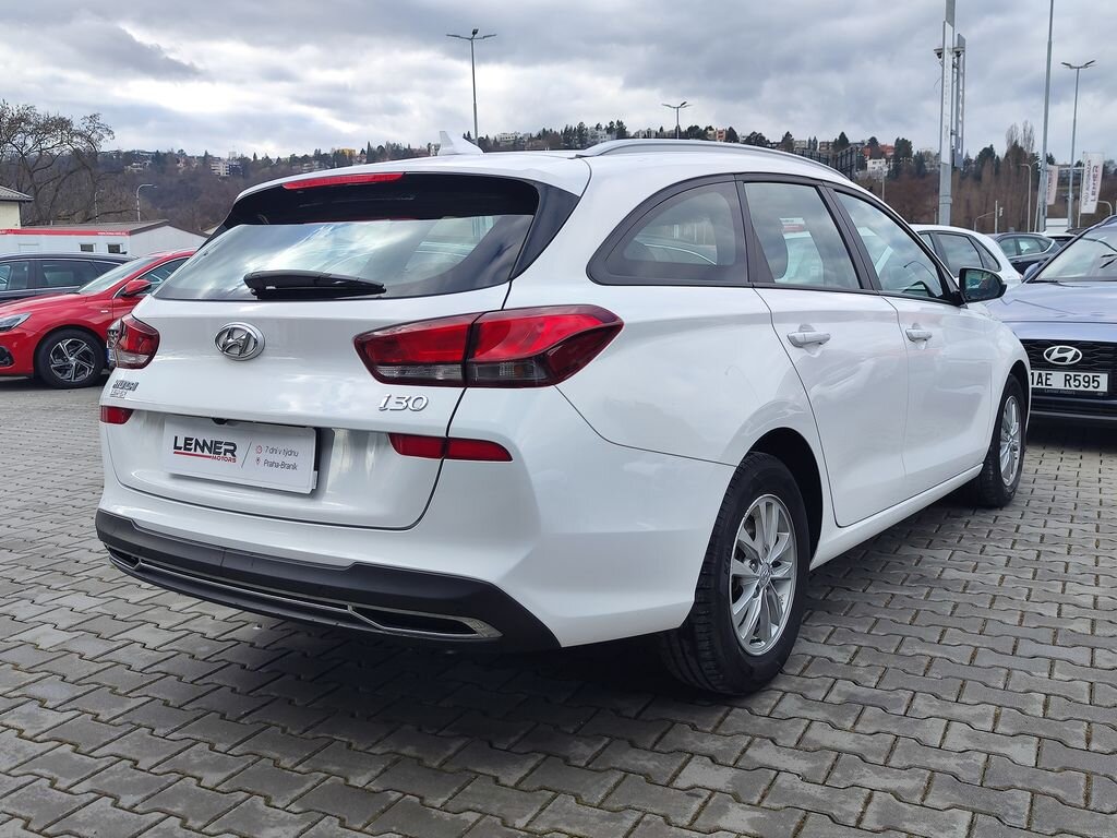 Hyundai i30 Kombi 998,0 88 kw