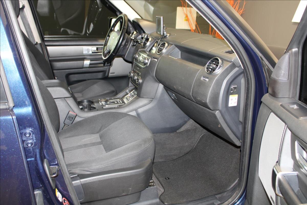 Land Rover Discovery SUV / Terénní 3,0 l 155 kw
