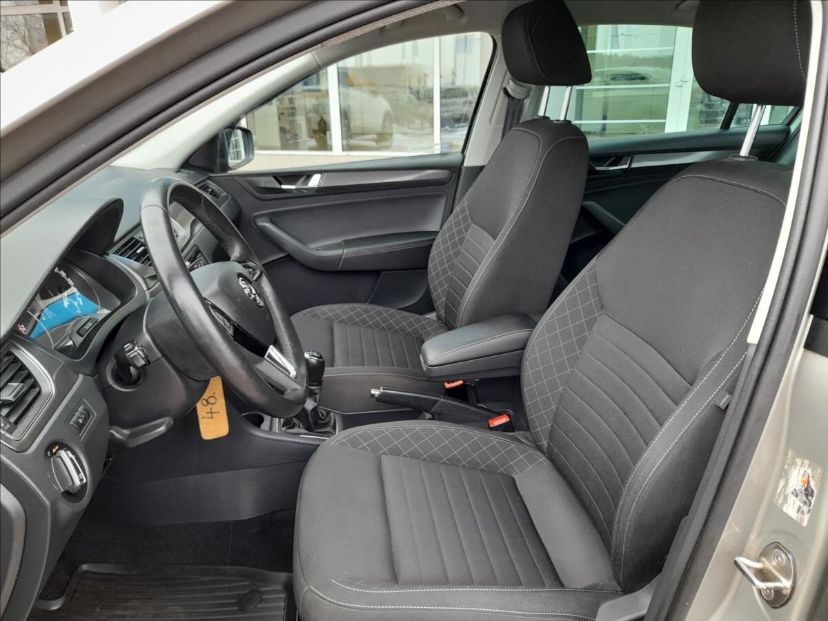 Škoda Rapid Liftback 999,0 81 kw