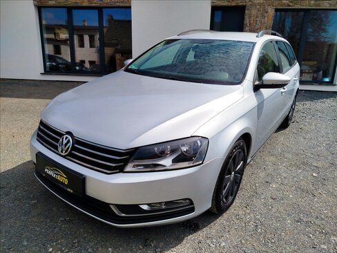 Volkswagen Passat Kombi 2,0 l 103 kw