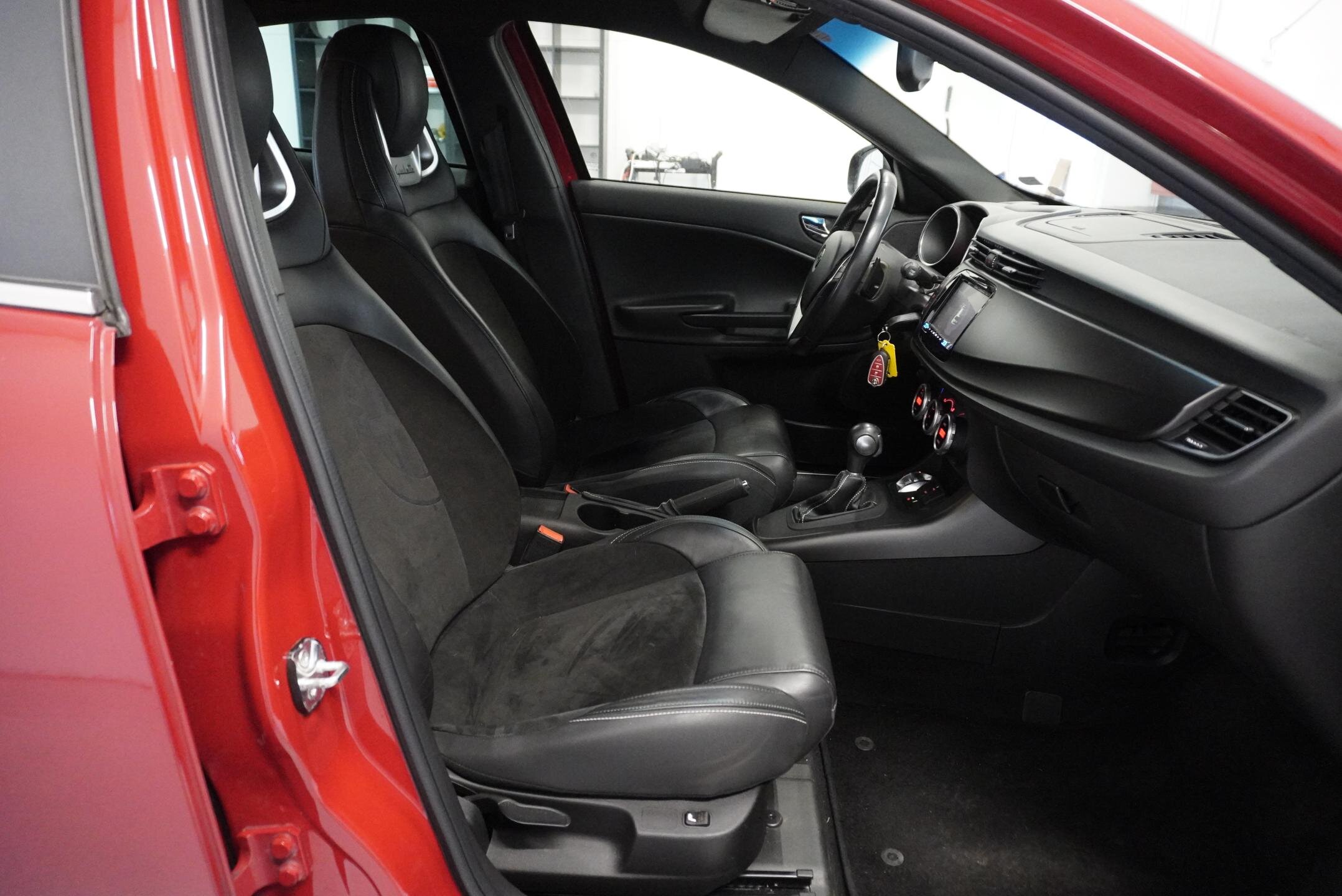 Alfa Romeo Giulietta Hatchback 0,0 177 kw