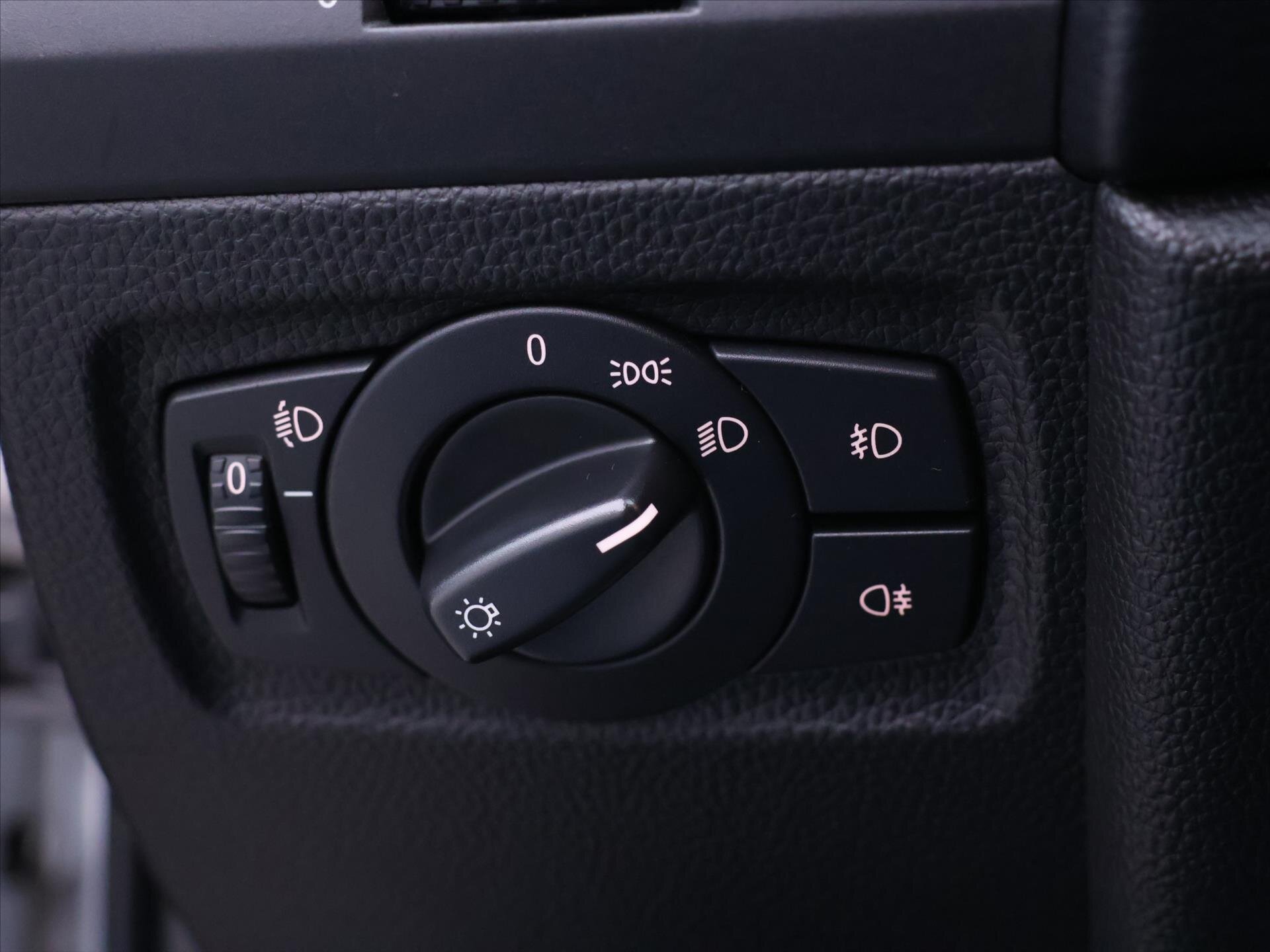 BMW Řada 1 Hatchback 2,0 l 90 kw