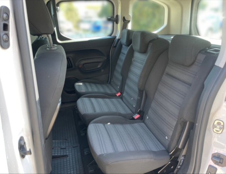 Opel Combo Skříň 1,2 l 81 kw