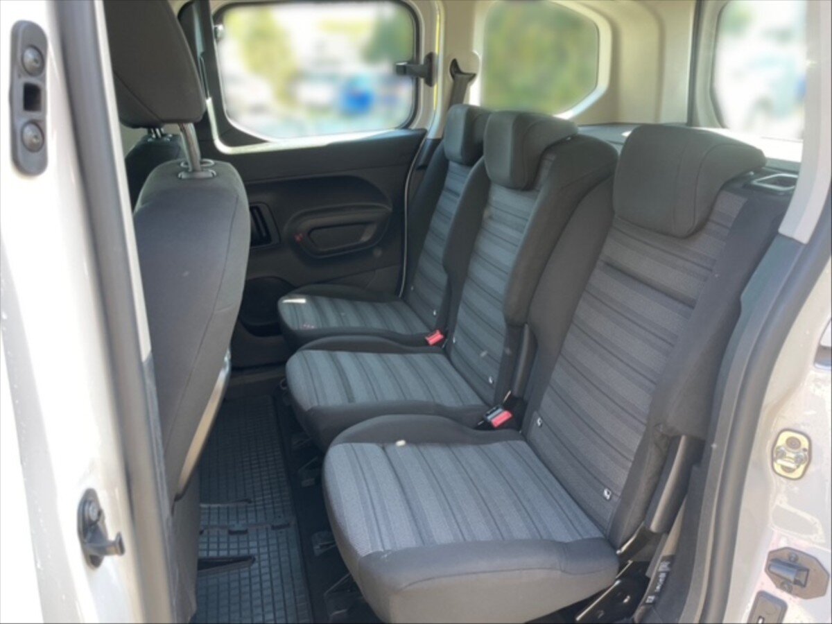 Opel Combo Skříň 1,2 l 81 kw