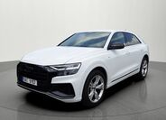 Audi Q8 1