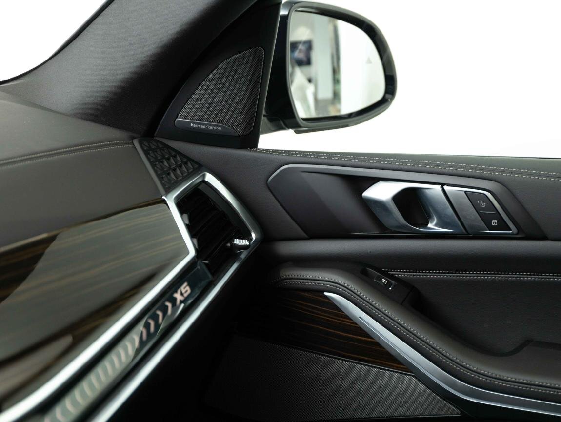 BMW X5 SUV / Terénní 3,0 l 280 kw