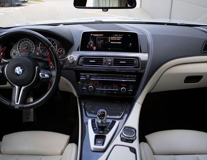 BMW M6 11