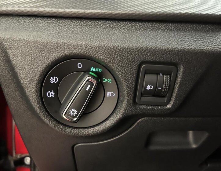 Škoda Scala Hatchback 1,6 l 85 kw