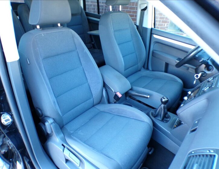 Volkswagen Touran Kombi 2,0 l 103 kw
