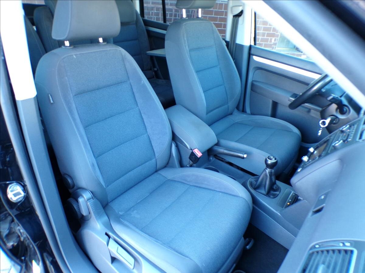 Volkswagen Touran Kombi 2,0 l 103 kw