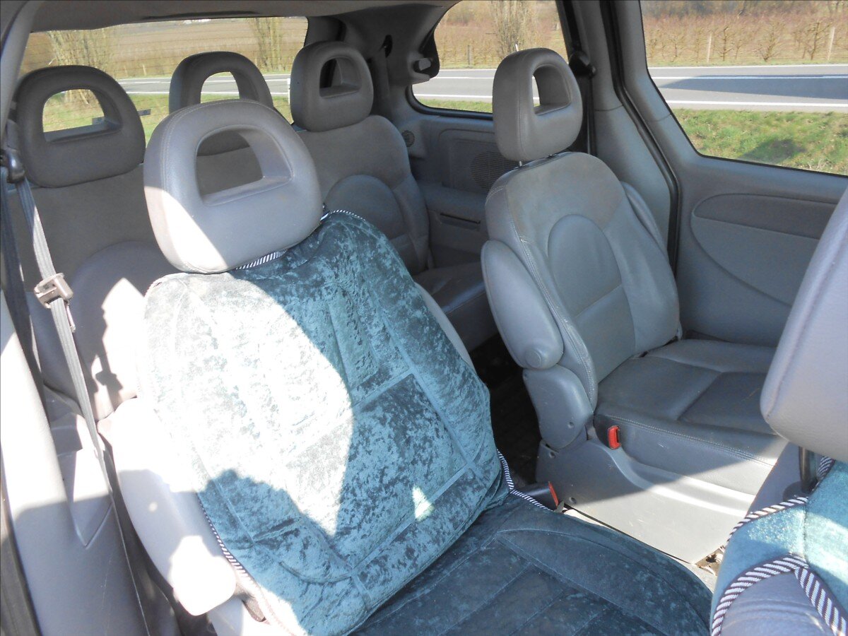 Chrysler Voyager Kombi 2,5 l 105 kw