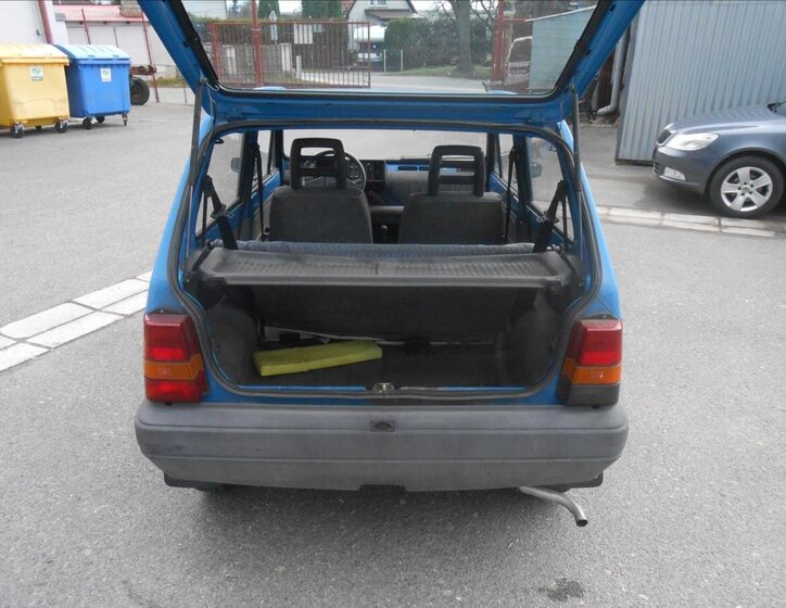 Seat Marbella Hatchback 843,0 25 kw