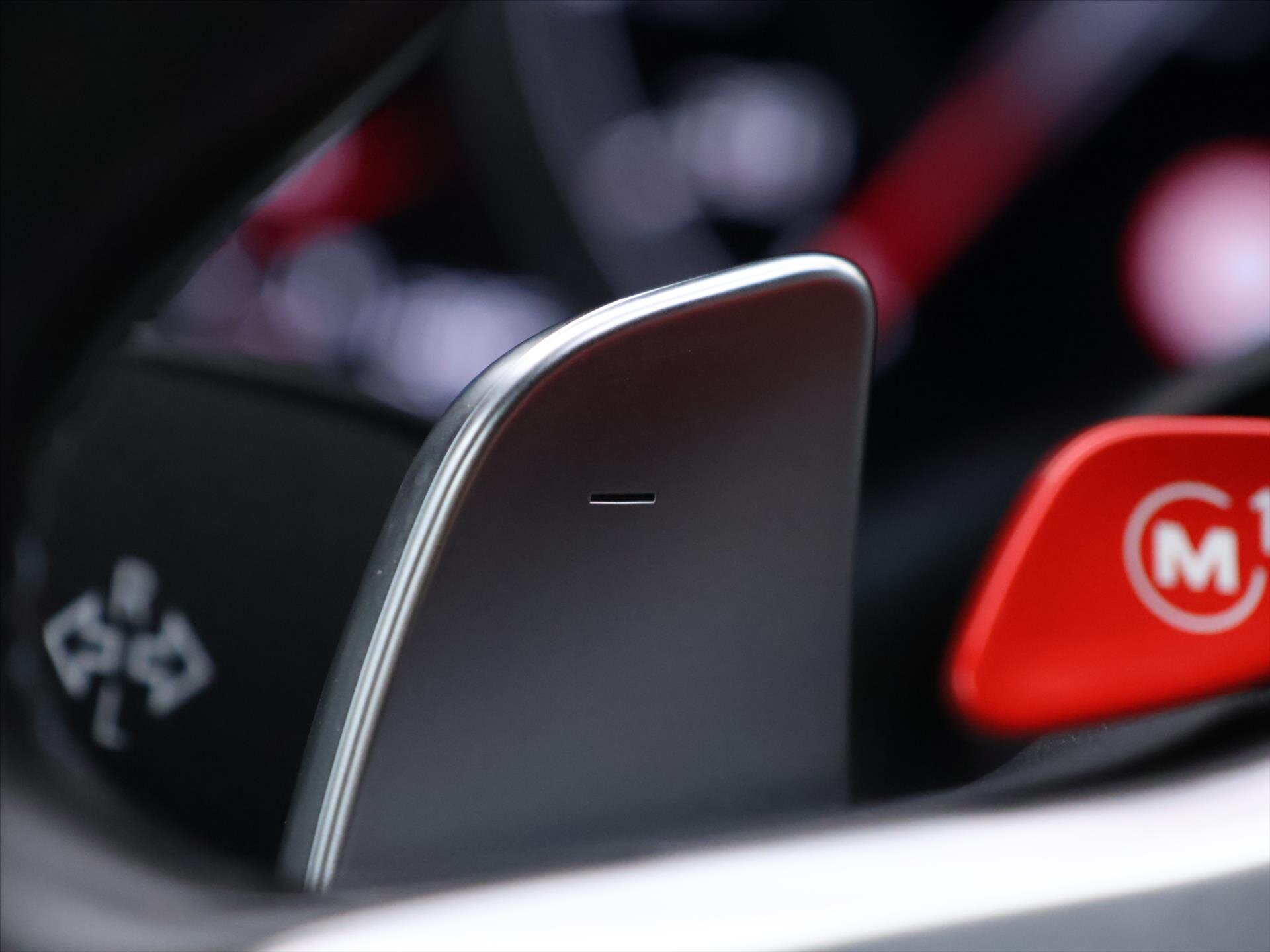 BMW M5 Sedan 4,4 l 441 kw