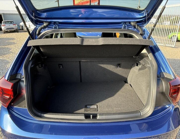 Volkswagen Polo Hatchback 999,0 70 kw