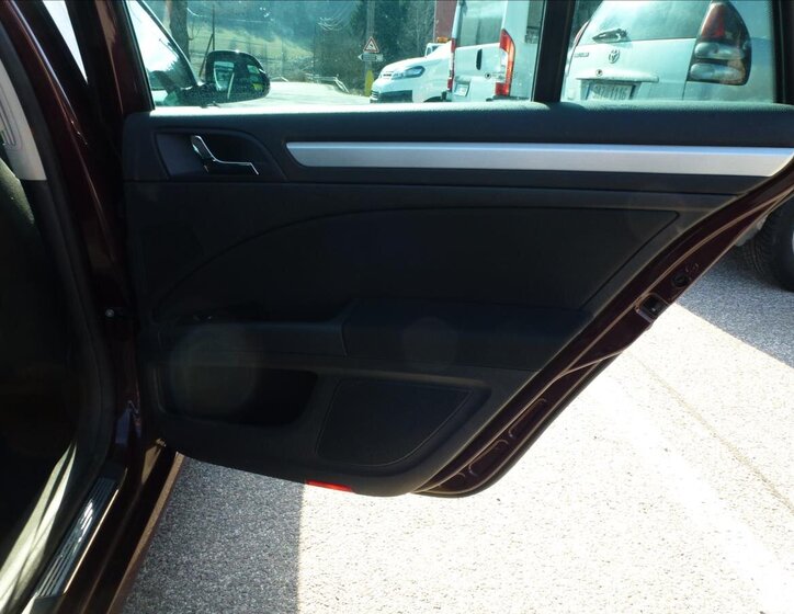 Škoda Superb Kombi 2,0 l 125 kw