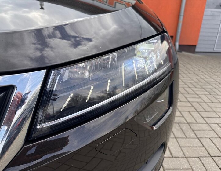 Škoda Karoq SUV / Terénní 2,0 l 110 kw