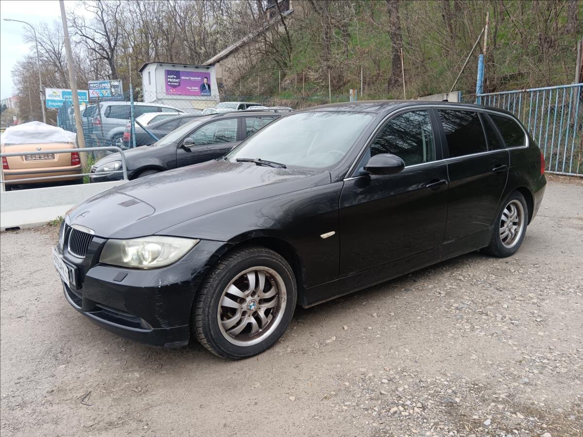 BMW Řada 3 Kombi 2,5 l 160 kw