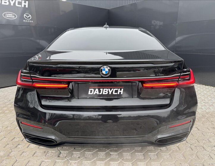 BMW Řada 7 Sedan 3,0 l 250 kw