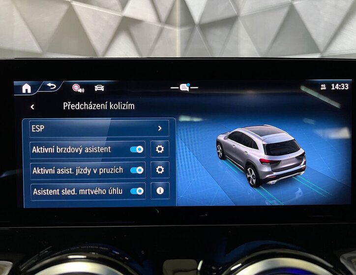 Mercedes-Benz GLA 22