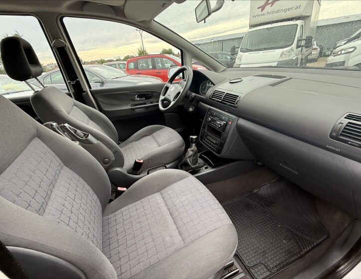 Seat Alhambra 24