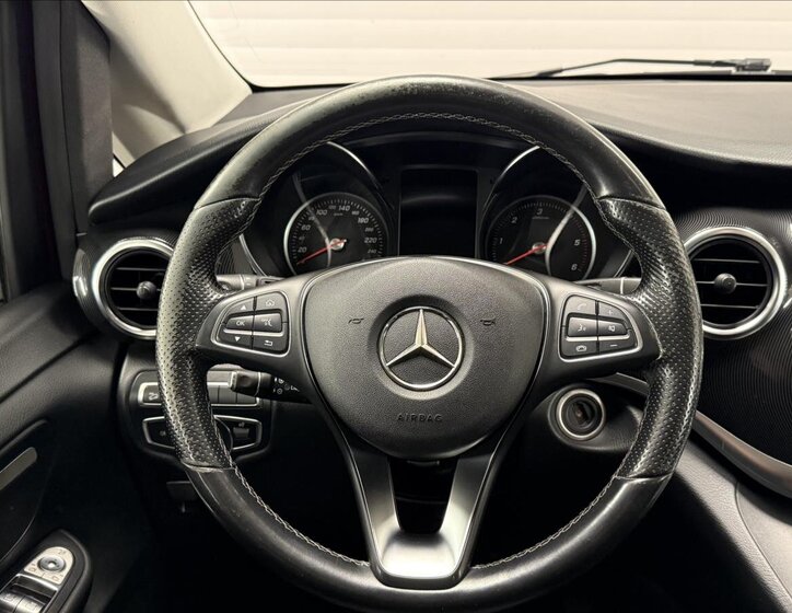 Mercedes-Benz Třídy V MPV 2,1 l 140 kw