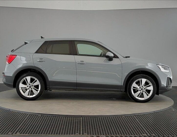 Audi Q2 SUV / Terénní 1,5 l 110 kw