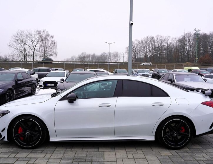 Mercedes-Benz CLA Sedan 2,0 l 340 kw