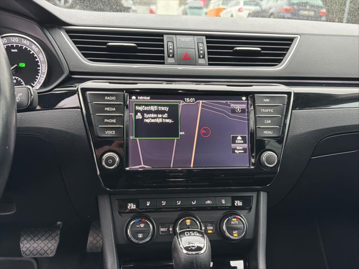 Škoda Superb Sedan 2,0 l 140 kw