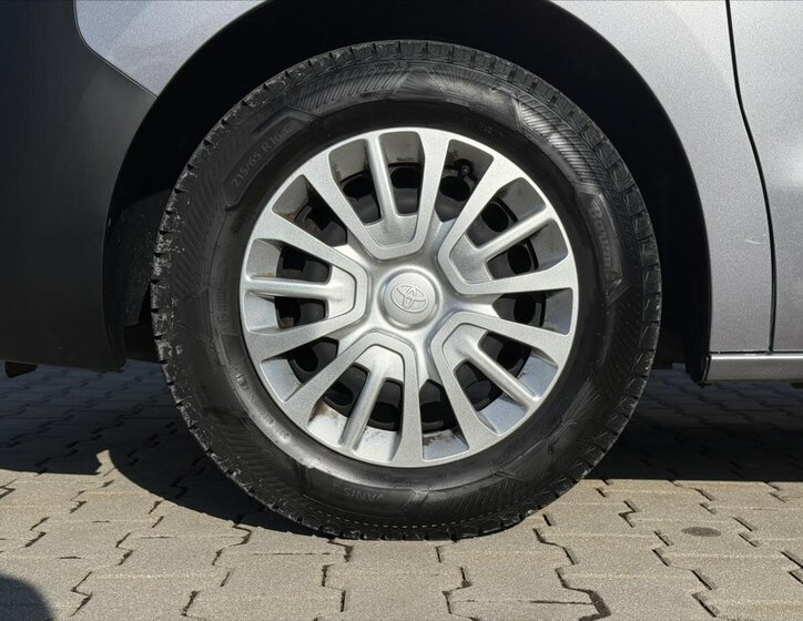 Toyota ProAce Skříň 2,0 l 110 kw