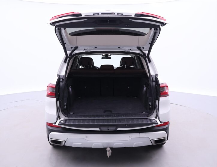 BMW X5 SUV 3,0 l 210 kw