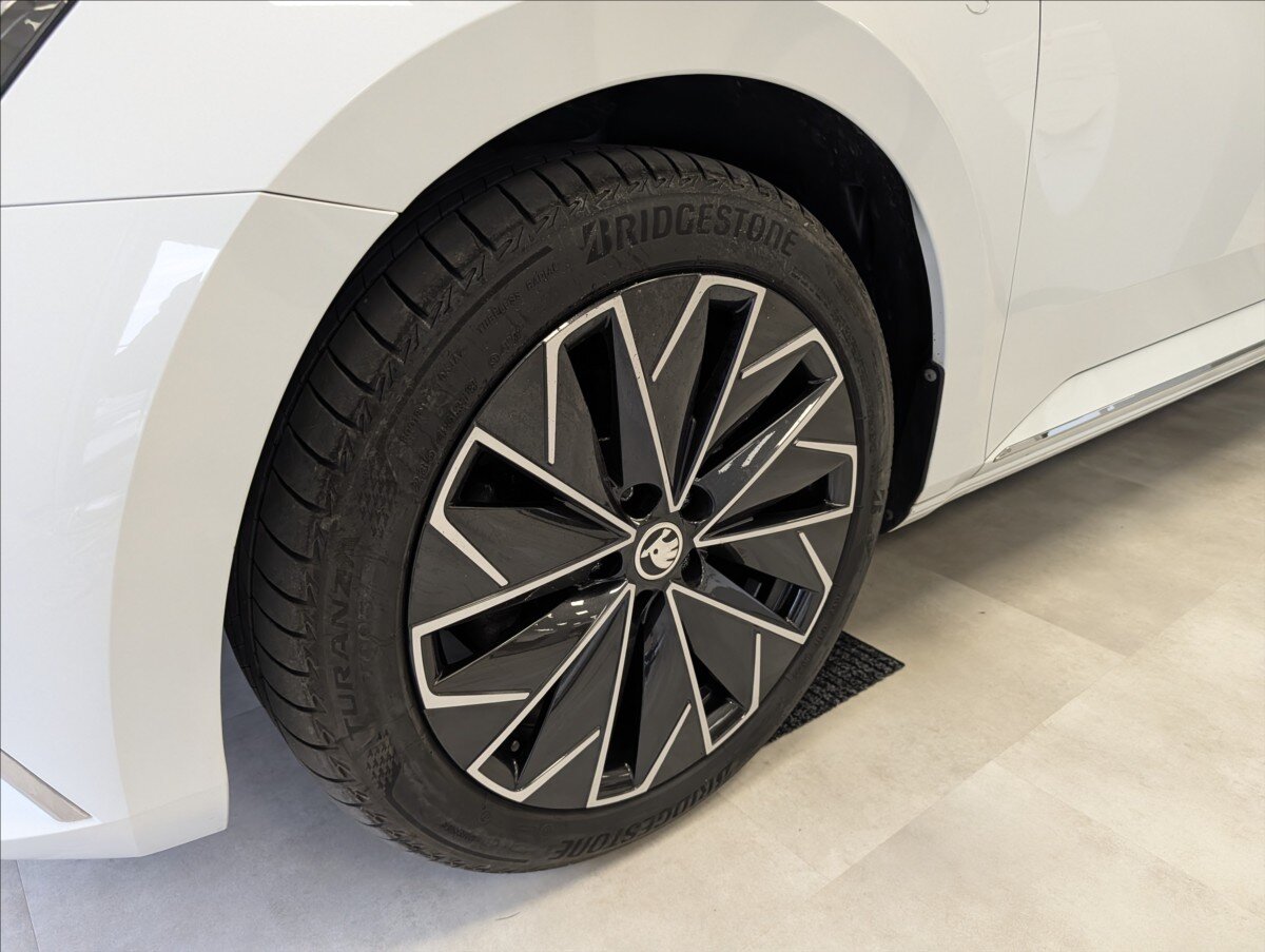 Škoda Superb Liftback 1,4 l 115 kw