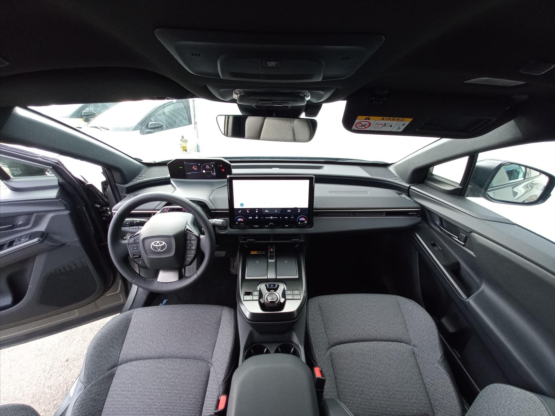 Toyota bZ4X SUV / Terénní 0,0 167 kw