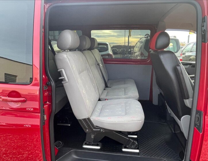 Volkswagen Transporter 11