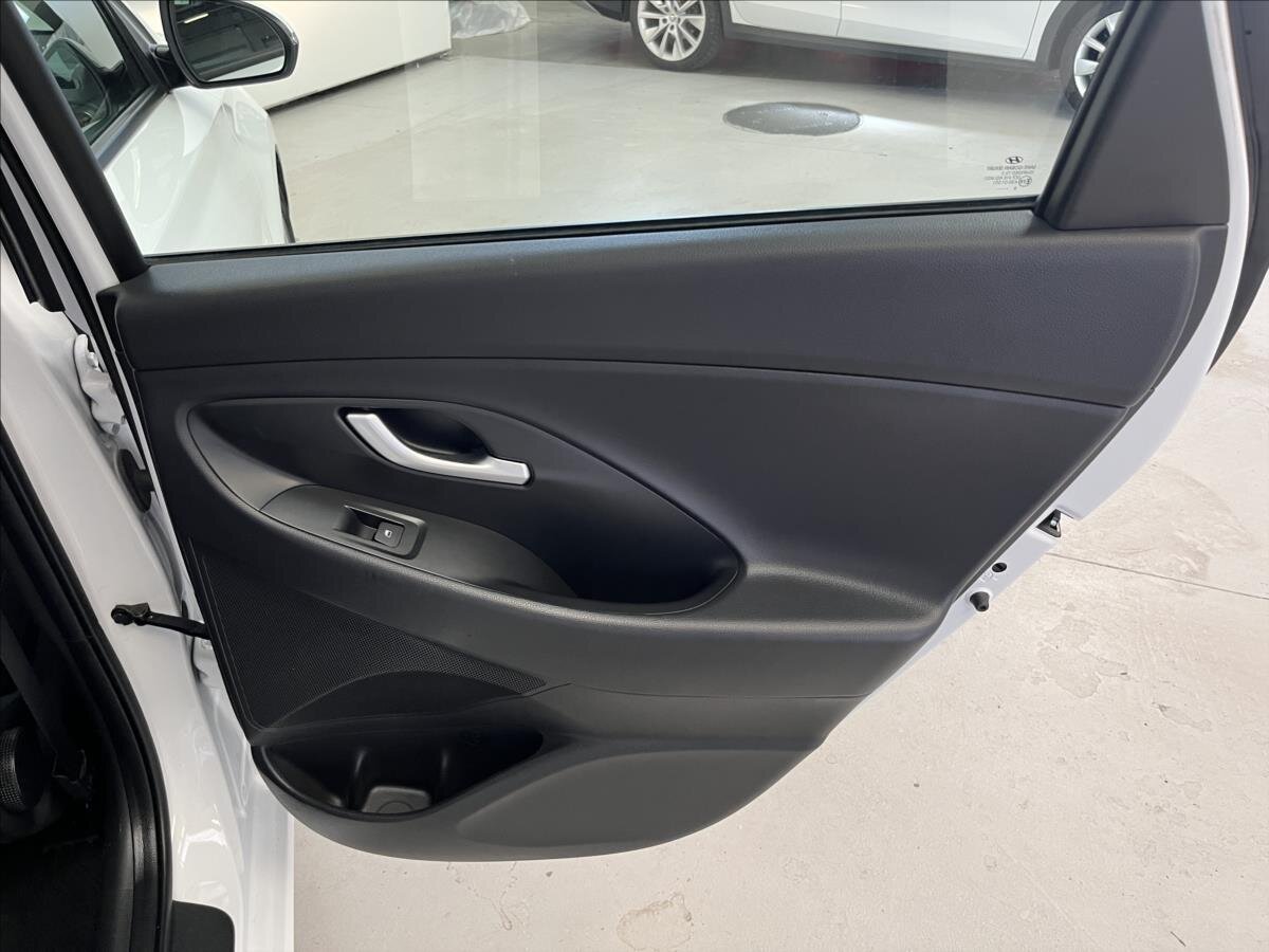 Hyundai i30 Kombi 998,0 88 kw