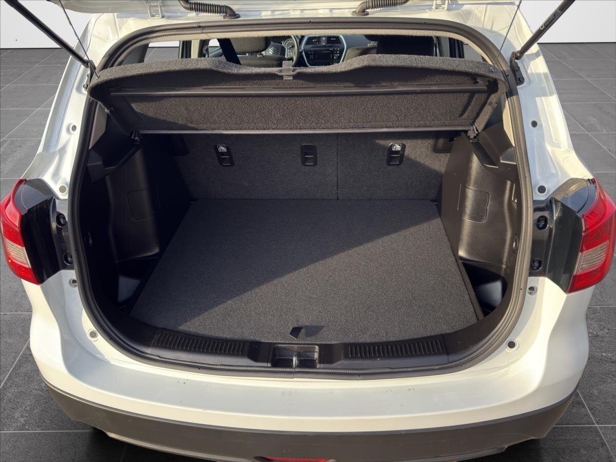 Suzuki SX4 S-Cross SUV / Terénní 1,4 l 95 kw