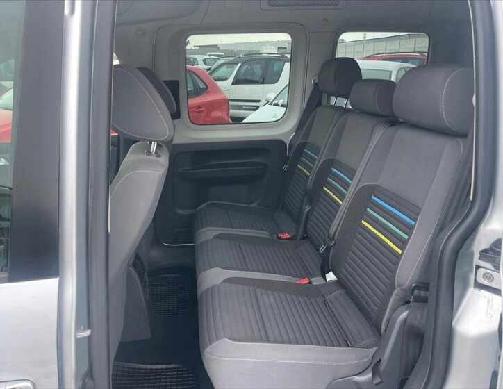 Volkswagen Caddy MPV 1,6 l 75 kw