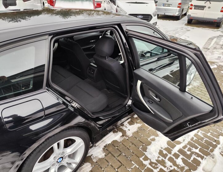 BMW Řada 3 Kombi 2,0 l 180 kw