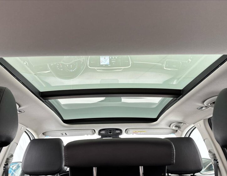 KIA Sorento SUV / Terénní 2,2 l 147 kw