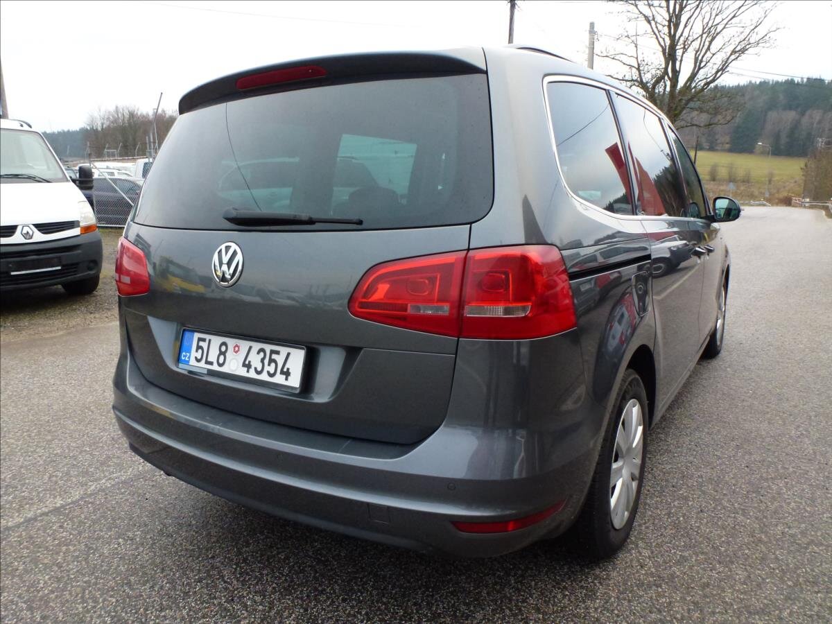 Volkswagen Sharan Kombi 2,0 l 125 kw
