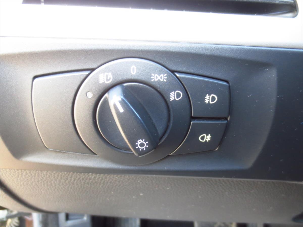 BMW Řada 3 Kombi 2,5 l 160 kw