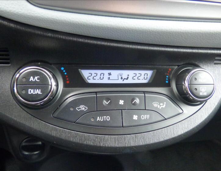 Toyota Yaris 35