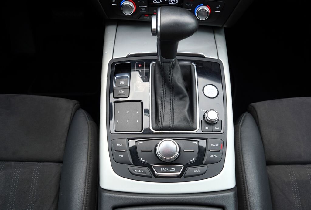 Audi A6 Sedan / Limuzína 2,8 l 150 kw