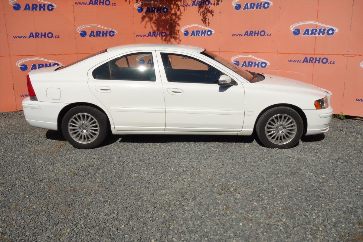 Volvo S60 Sedan / Limuzína 2,4 l 93 kw