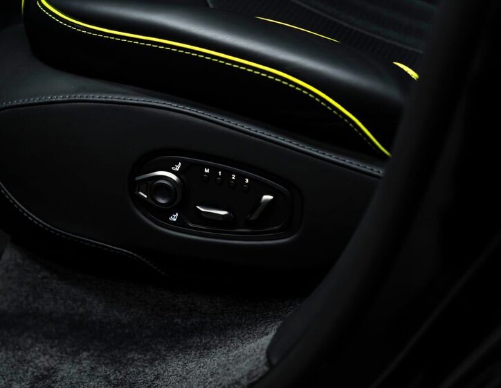 Aston Martin Ostatní 24