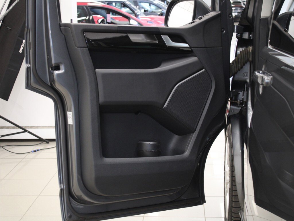 Volkswagen Multivan MPV 2,0 l 150 kw