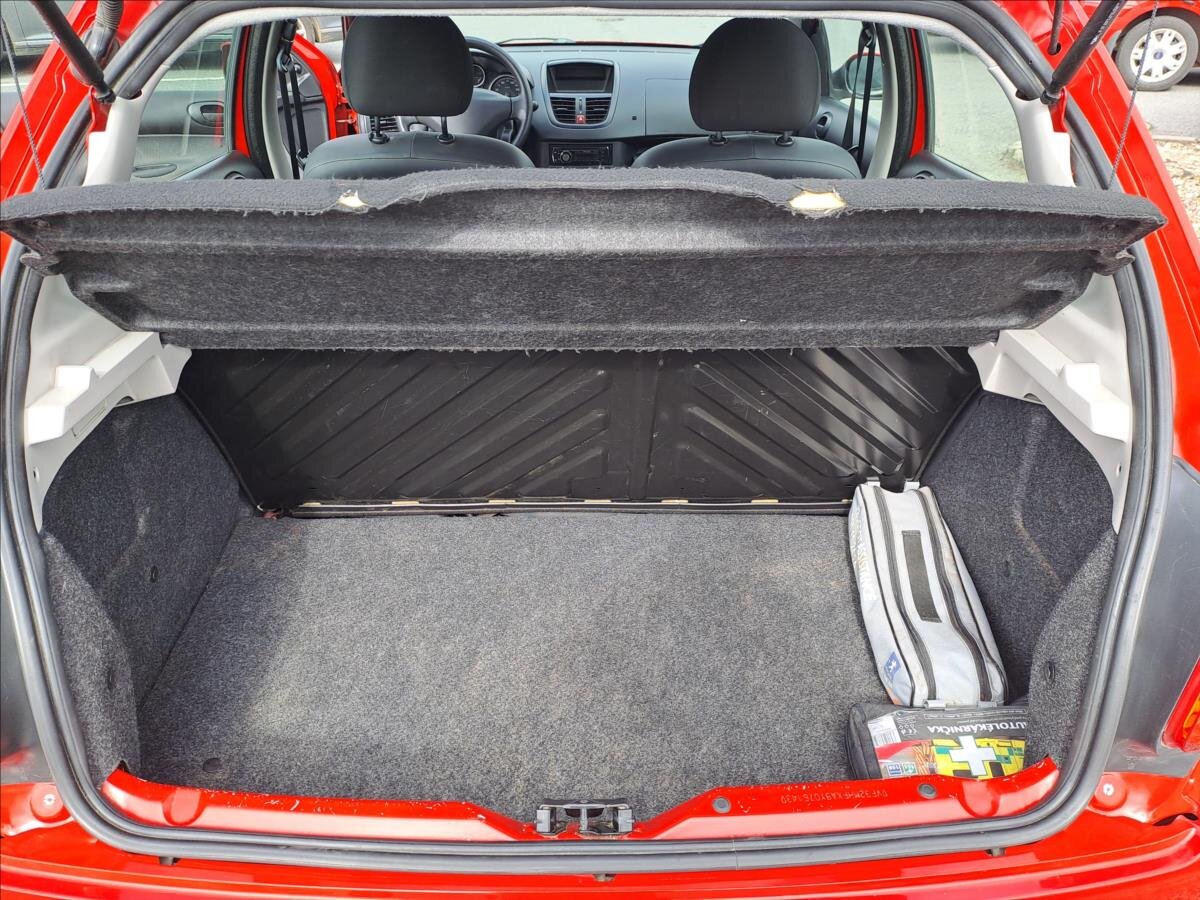 Peugeot 206 Hatchback 1,1 l 44 kw